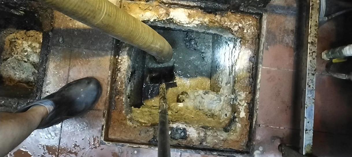 麦盖提污水池清理一般都有毒气，怎么预防中毒呢？